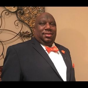 Meet your Posher, Cedric